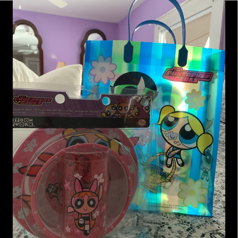 PowerPuff Girls Dinnerware Set and Bag